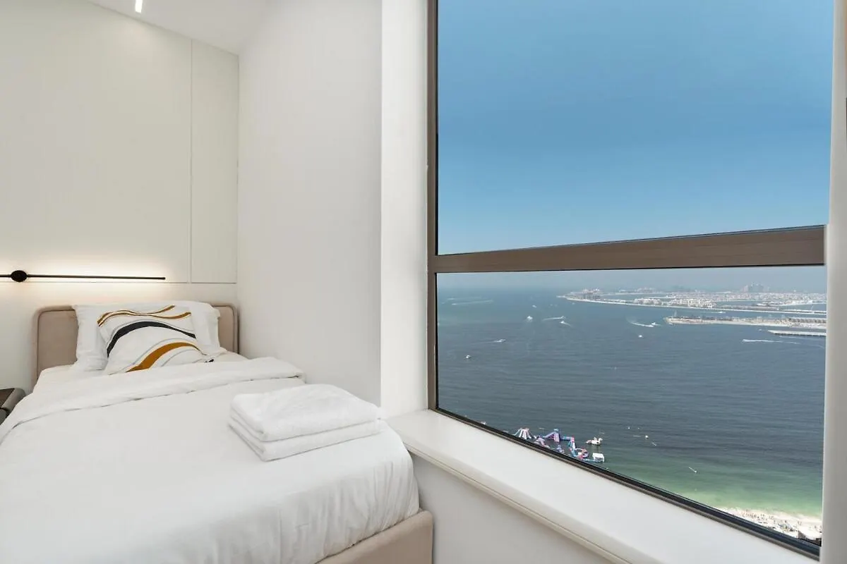 King 2 Bedroom Jumeirah Beach & Dubai Eye Views