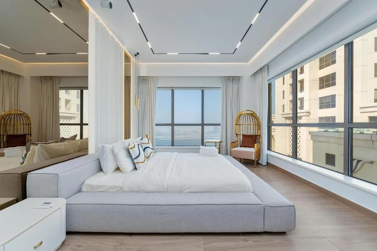 King 2 Bedroom Jumeirah Beach & Dubai Eye Views