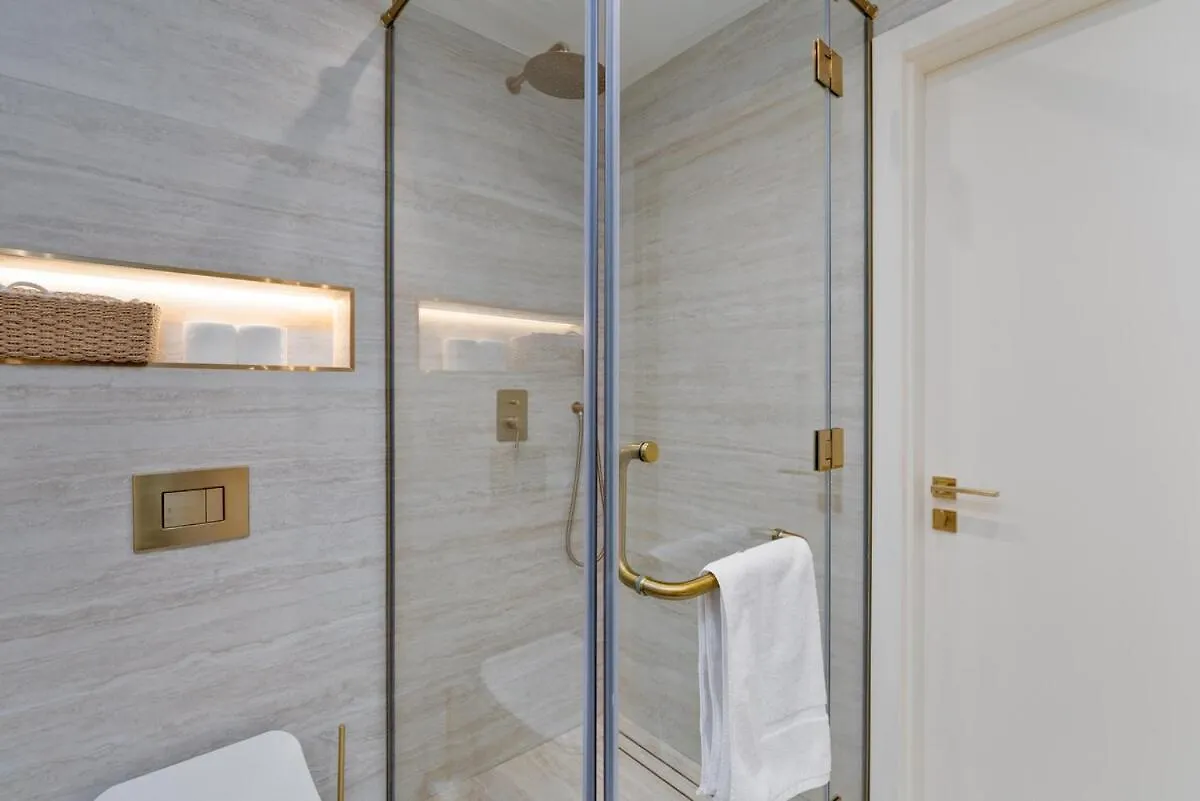 King 2 Bedroom Jumeirah Beach & Dubai Eye Views