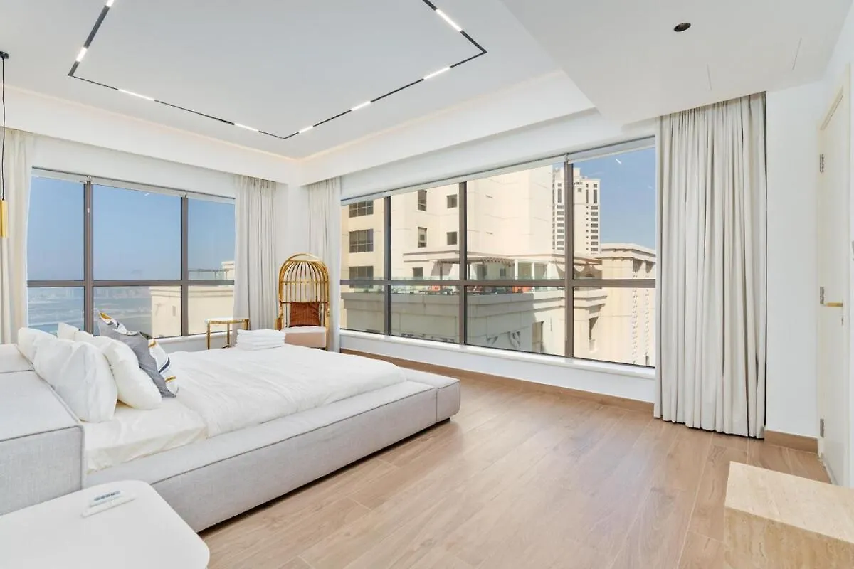 King 2 Bedroom Jumeirah Beach & Dubai Eye Views