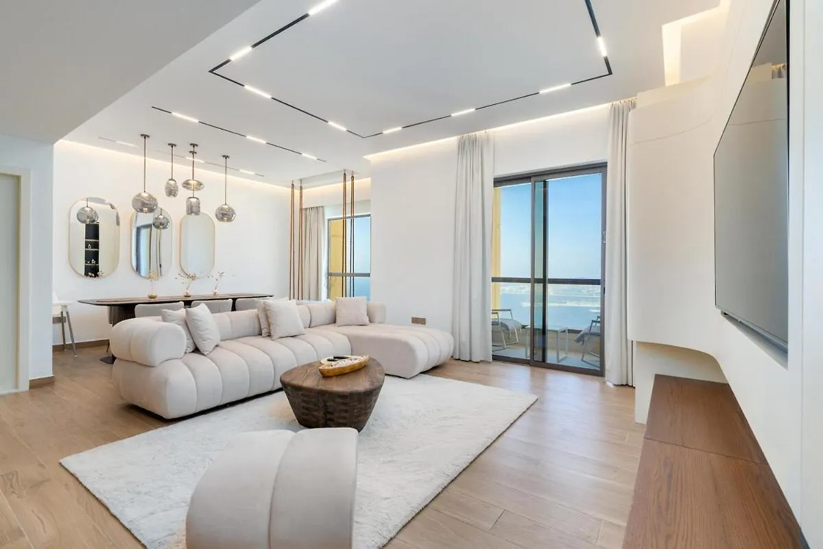 King 2 Bedroom Jumeirah Beach & Dubai Eye Views
